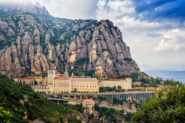 Muntanya i monestir de Montserrat